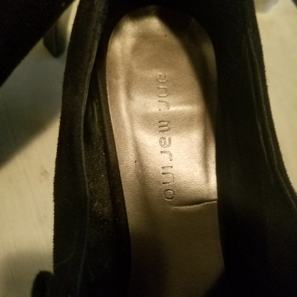 Heals - Picture 2 of 3